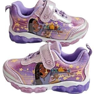 DISNEY WISH Girl's Sneakers Size 7 (15 cms) Purple Shoes with‎ lights New